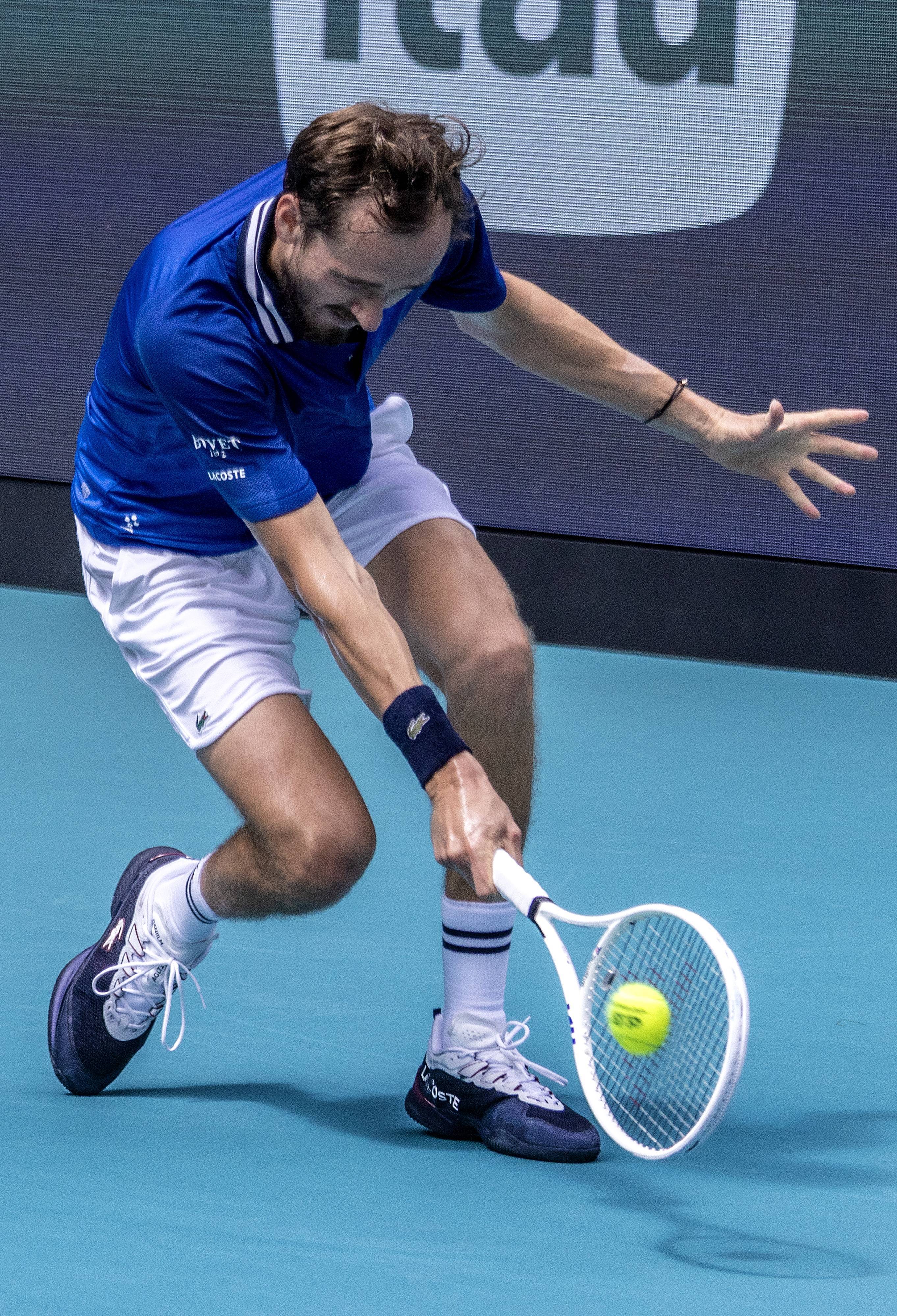 欧洲网球队完胜西班牙网球队，梅德韦杰夫打破历史纪录的简单介绍