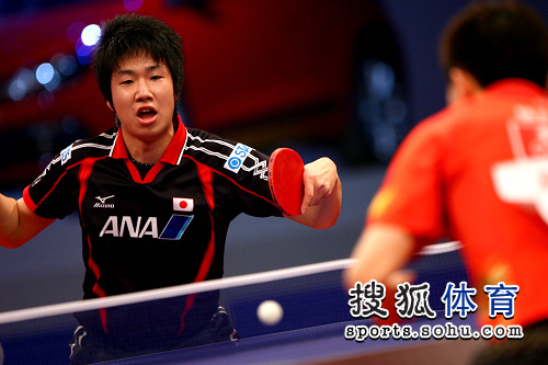 关于德国乒乓球队轻取波兰乒乓球队，水谷隼关键制胜的信息