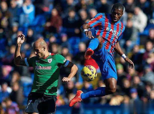 毕尔巴鄂主场不敌伊瓜尔达,遭遇失利 毕尔巴鄂主场不敌伊瓜尔达,遭遇失利