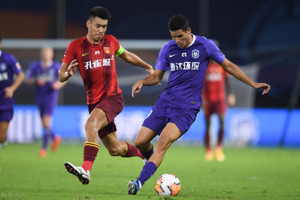 泰达重要位置再度调整,球队整体实力突显的简单介绍 泰达重要位置再度调整,球队整体实力突显的简单介绍