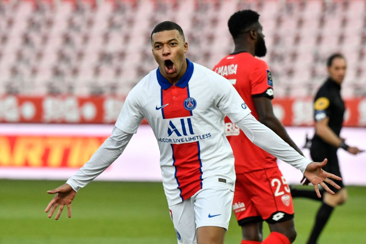 开云官网-菲尔茨主场连败，保级形势堪忧！