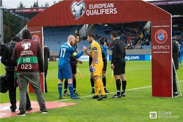 包含葡萄牙客场不敌摩尔多瓦，小组积分遭一丰收的词条