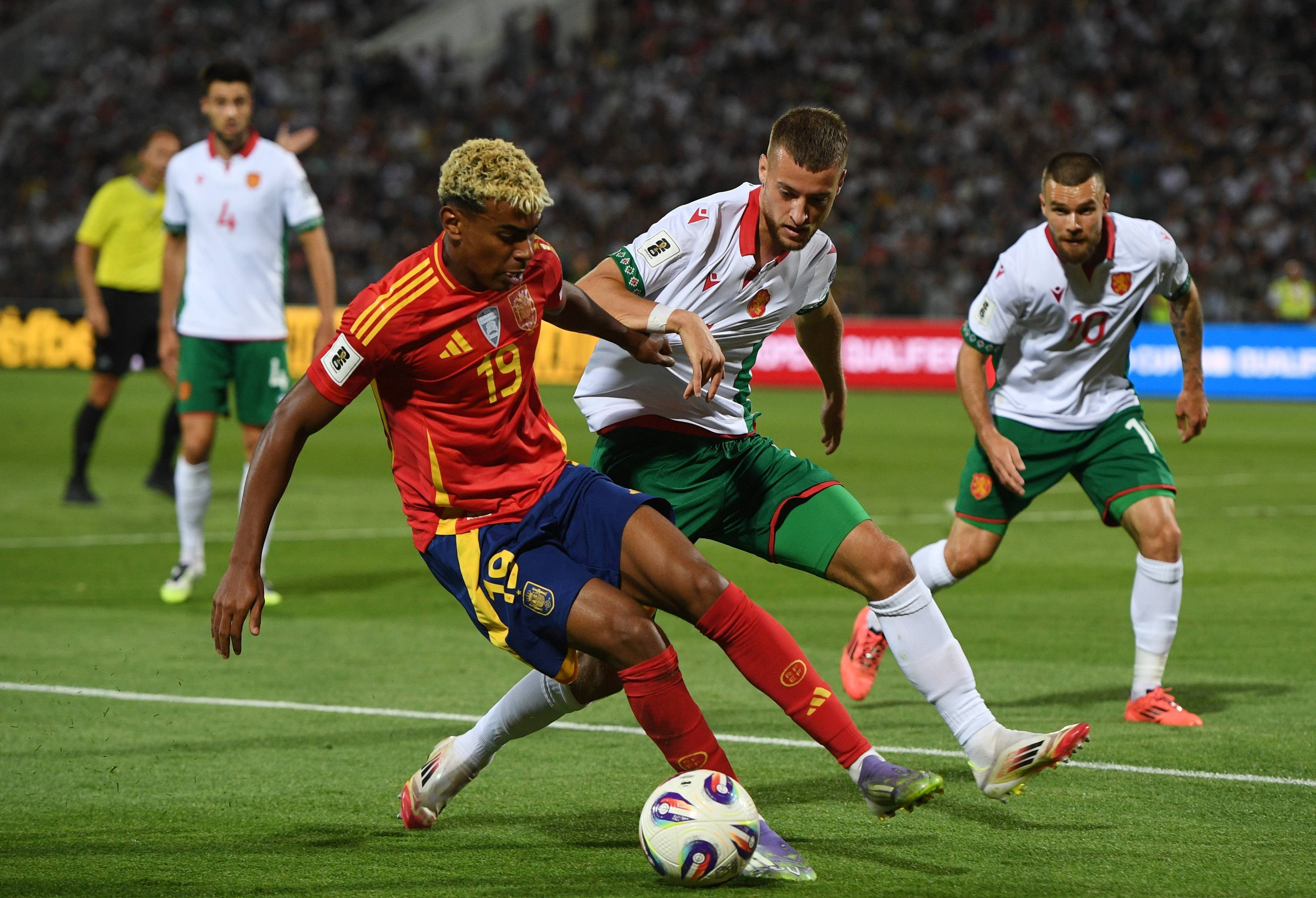 阿根廷代表队在足球比赛中获得亮眼成绩的简单介绍