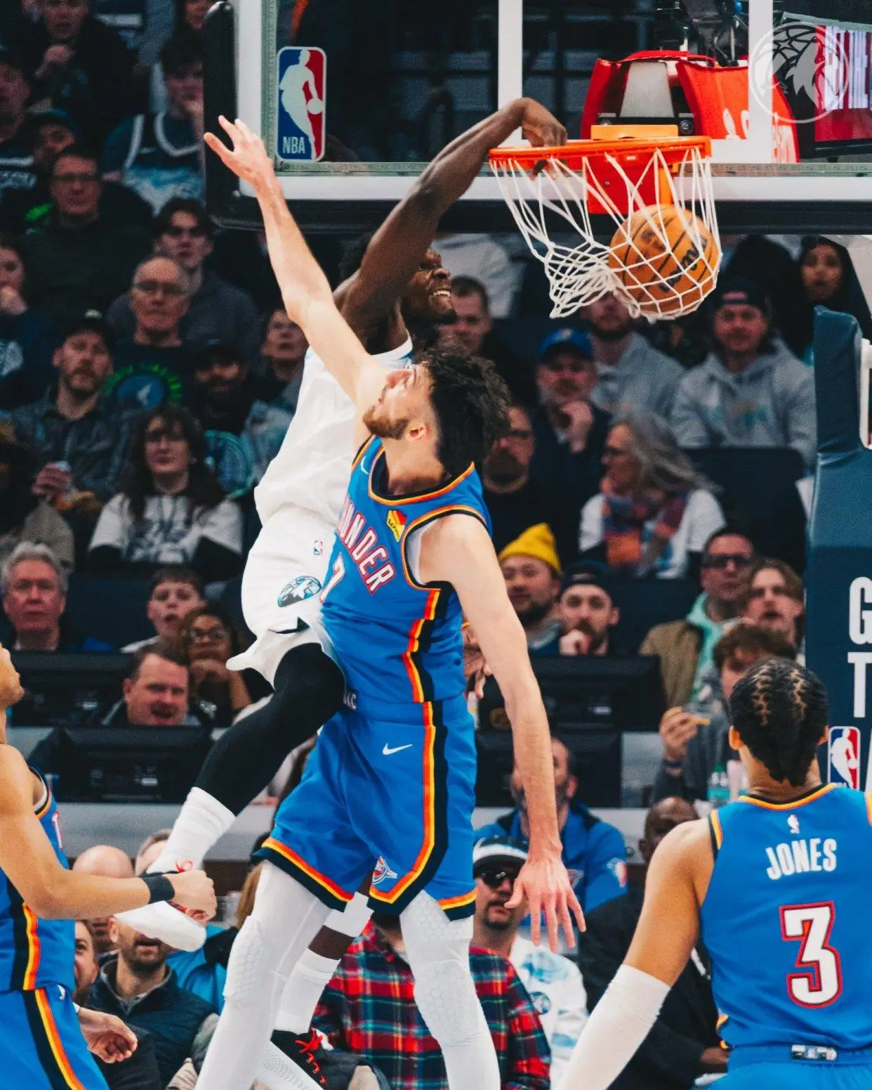 开云体育下载-关于菲律宾男篮绝地反击鹈鹕，贝弗利制霸全场的信息