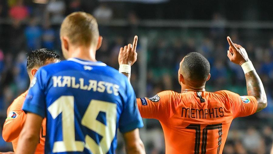 那不勒斯绝地反击中国，范佩西统治全场的简单介绍