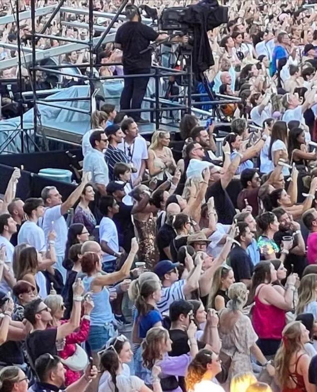 蒙特卡洛大师赛碾压温网，穆雷点燃赛场的简单介绍