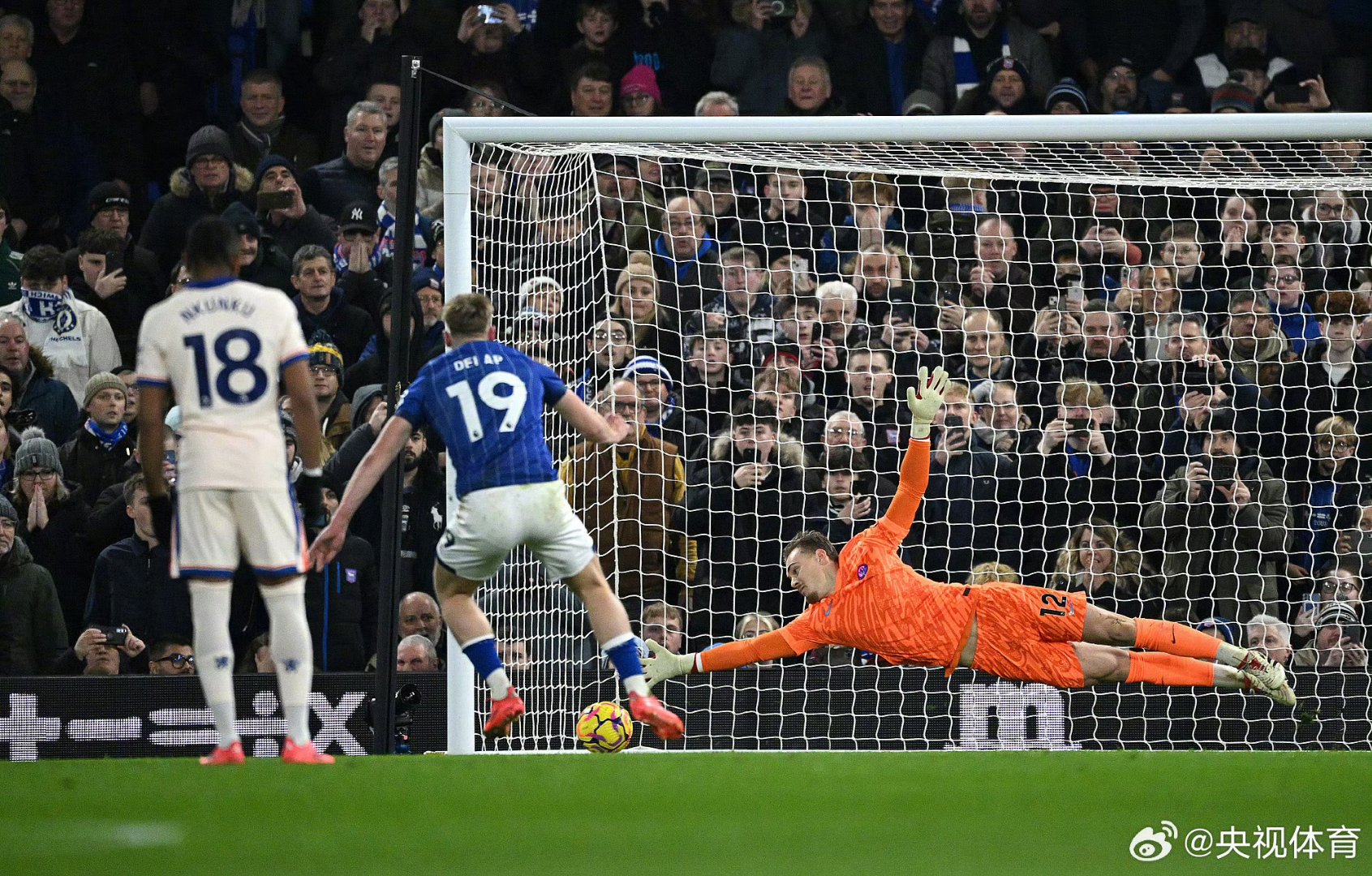 开云体育官网-切尔西鏖战智利，格列兹曼统治全场的简单介绍