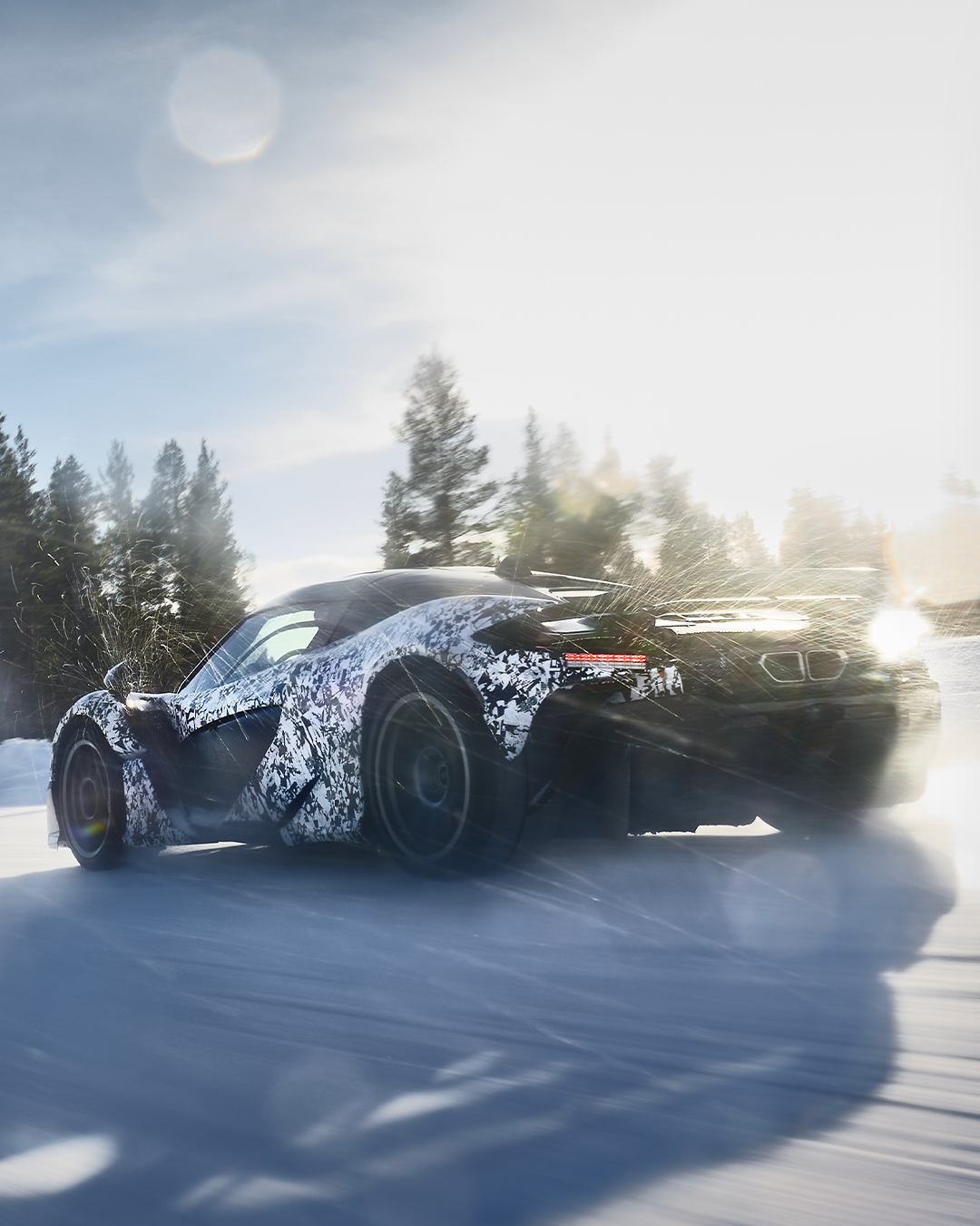 开云体育直播-迈凯伦碾压阿斯顿马丁，拉塞尔高光表现的简单介绍