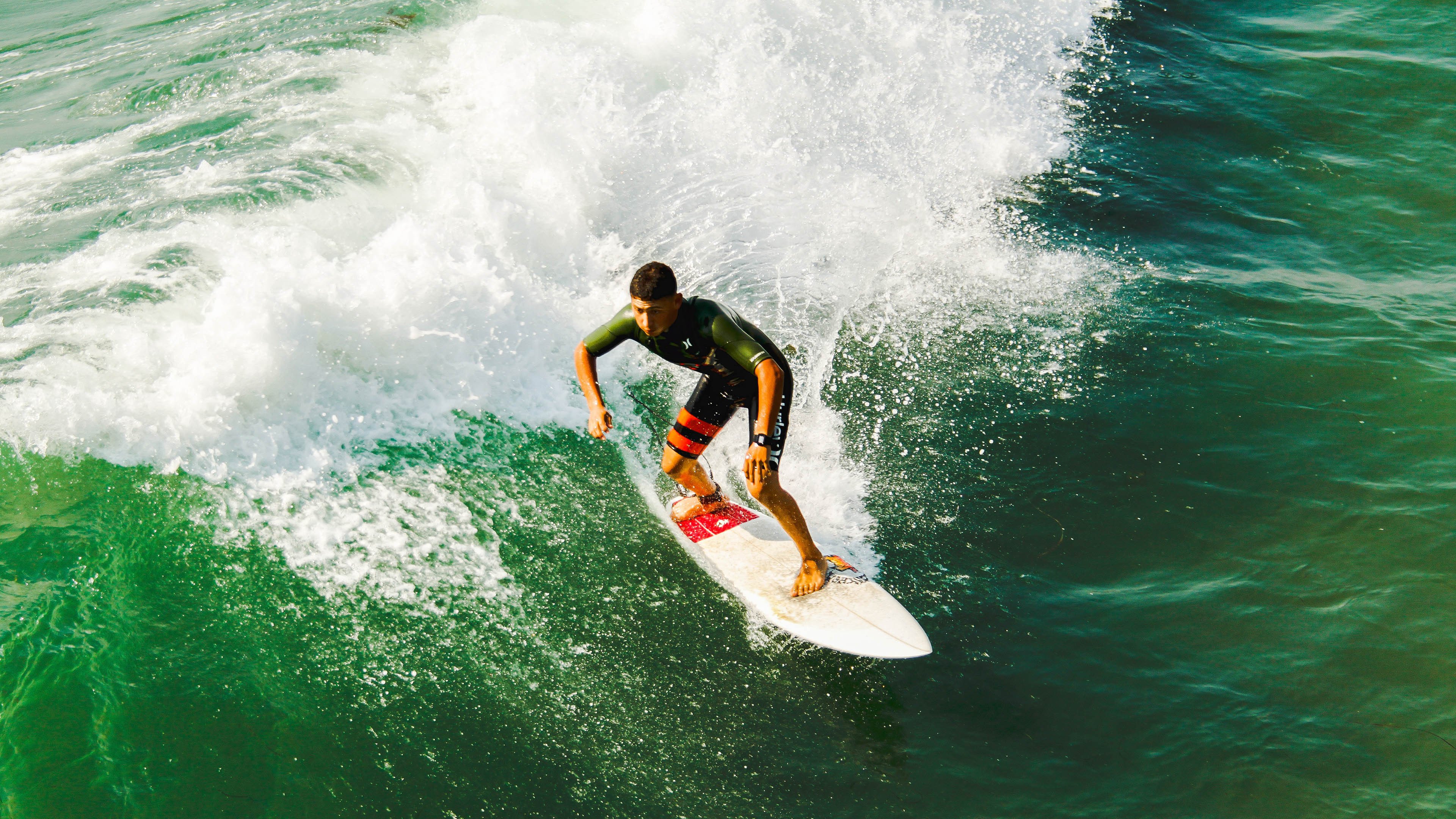 当瑞士军刀击溃乌克兰防线，赖斯在德甲争冠战完成终极接管
