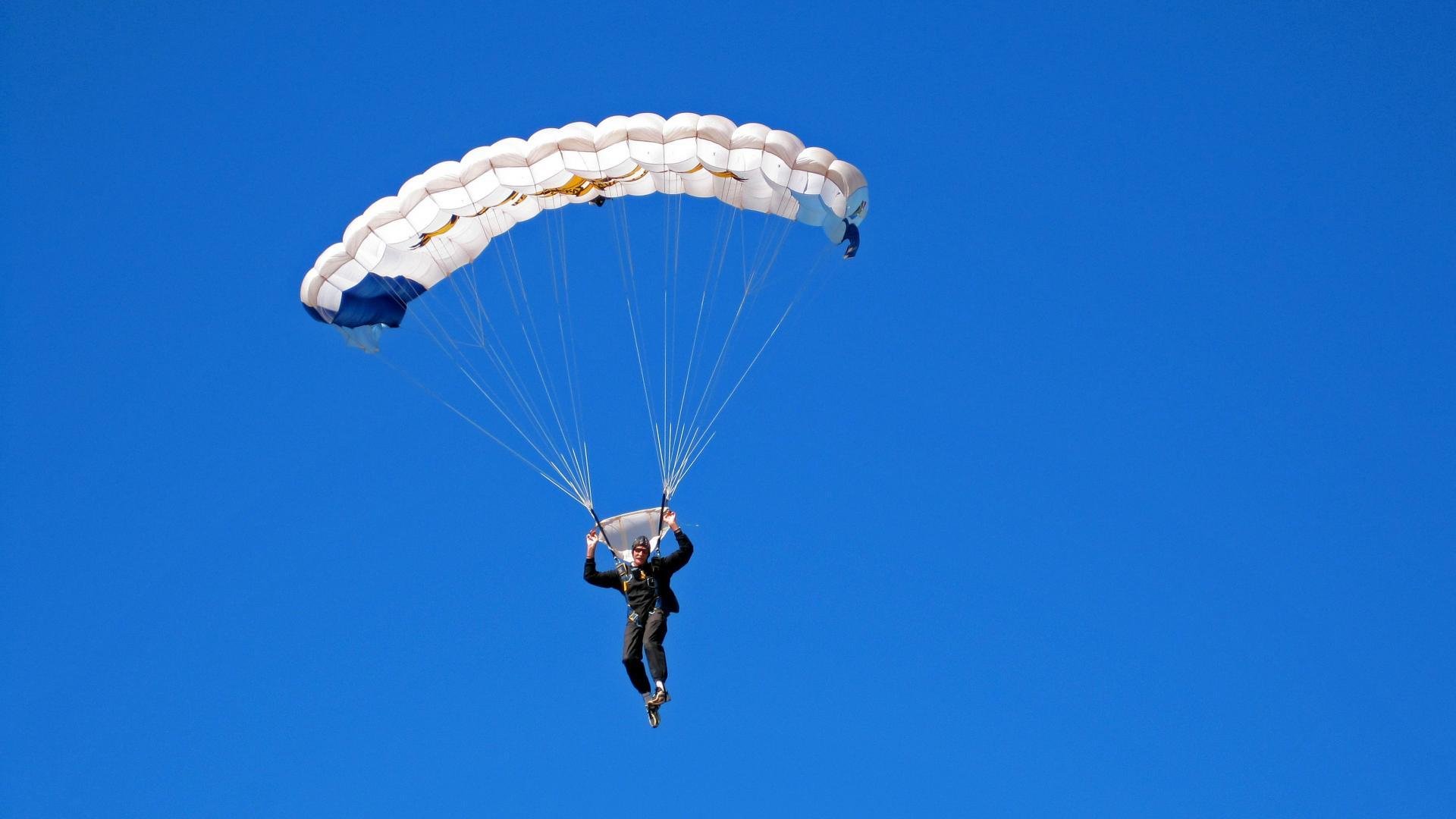 辽宁队战术碾压掘金，锡安化身关键先生主宰赛场